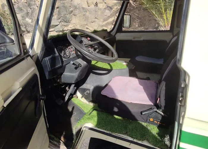 Розкішний намет Tenerife Mercedes For Drive In Canary Island *