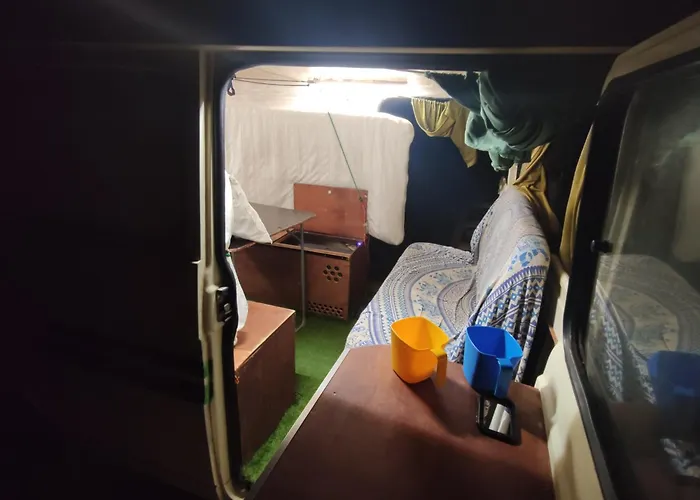 Розкішний намет Tenerife Mercedes For Drive In Canary Island